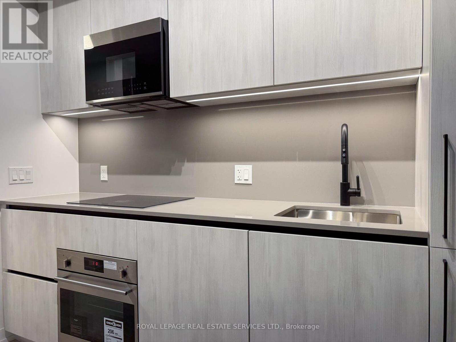 217 - 35 Parliament Street, Toronto, Ontario M5A 0Z5 - Photo 4 - C12595122