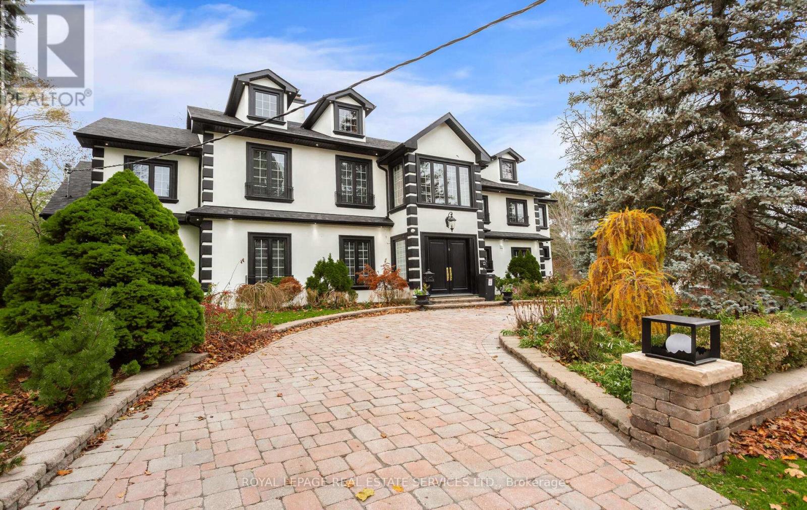 197 The Bridle Path, Toronto, Ontario M3C 2P6 - Photo 2 - C12595140