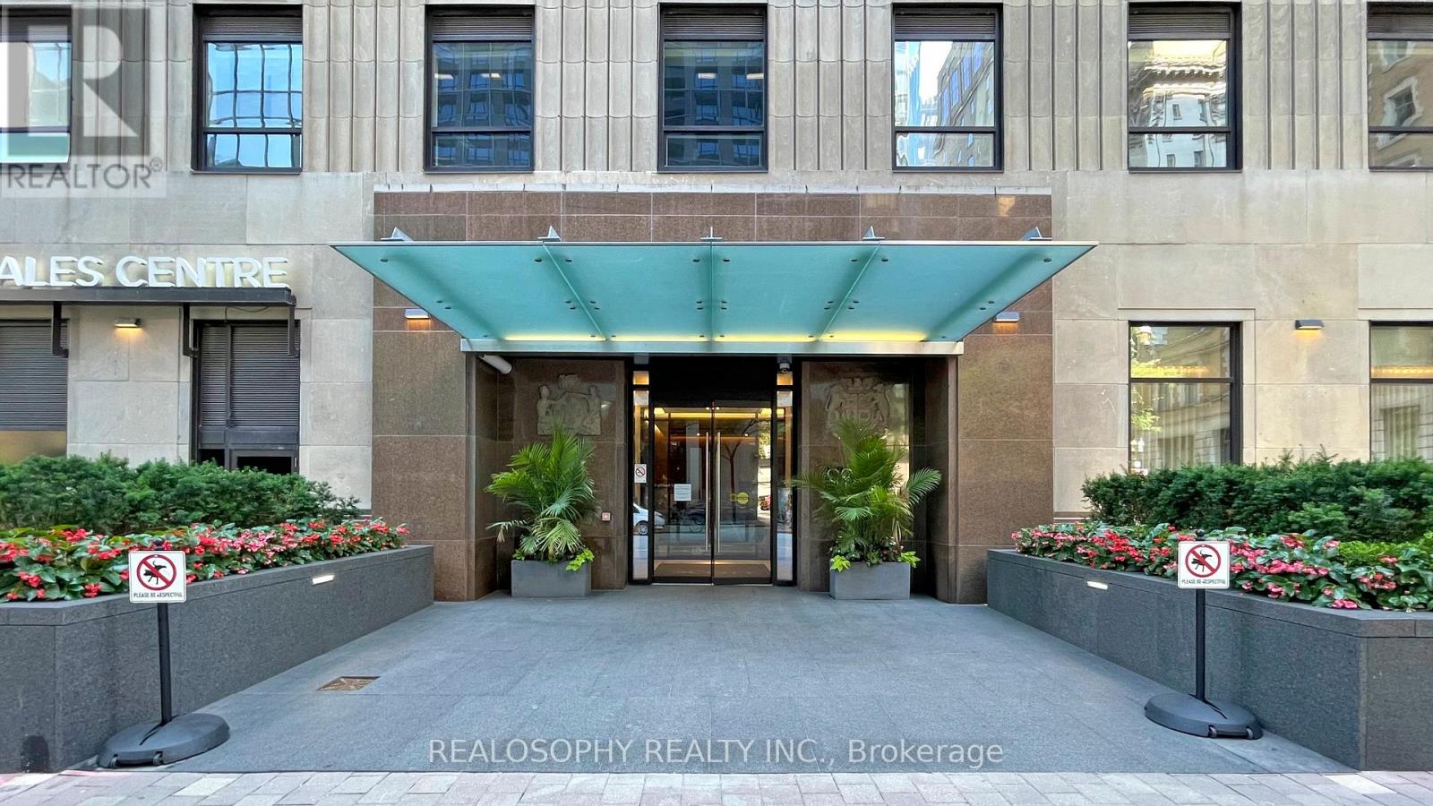 1201 - 88 Scott Street, Toronto, Ontario M5E 0A9 - Photo 2 - C12595178