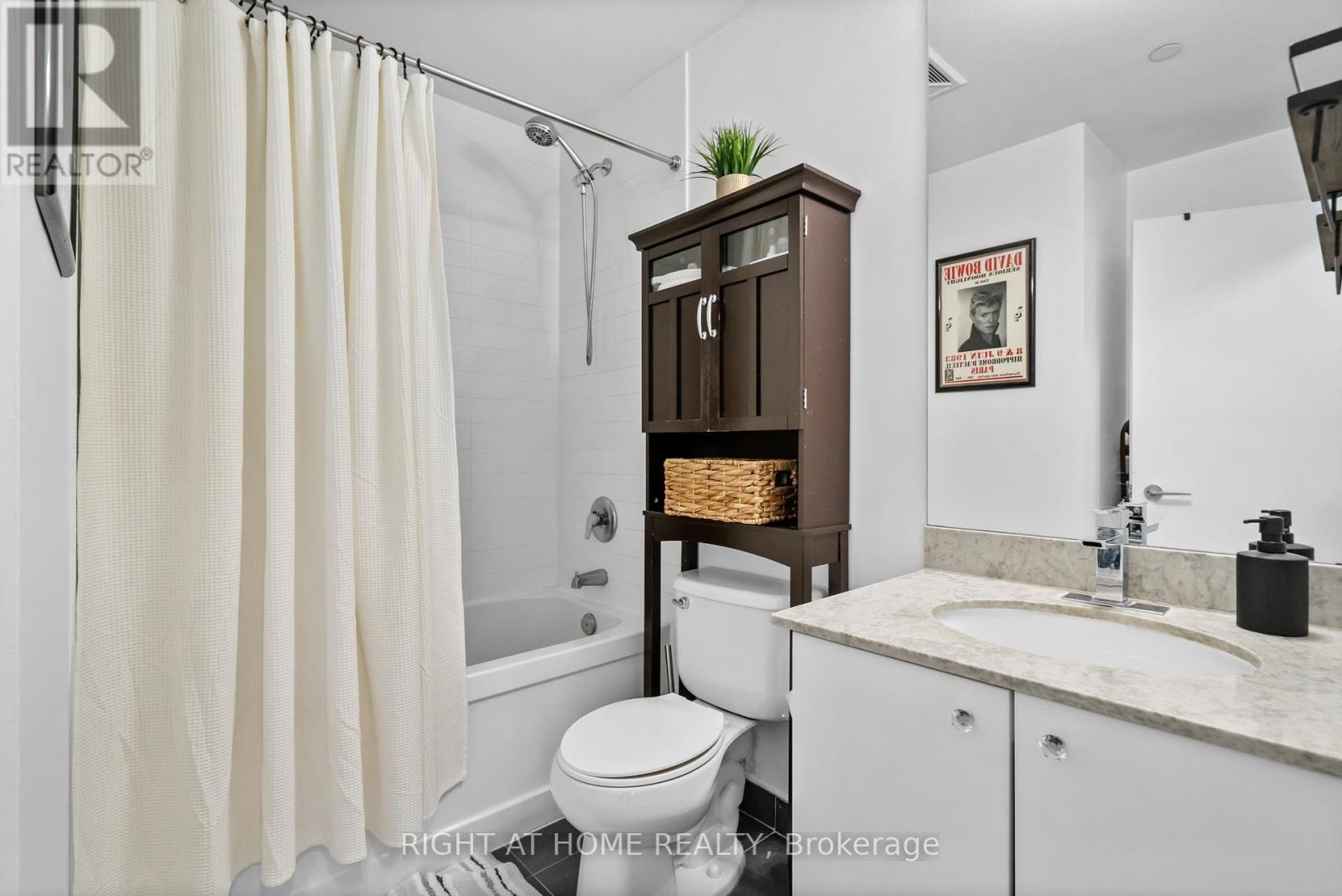 1912 - 150 East Liberty Street, Toronto, Ontario M6K 3R5 - Photo 22 - C12595192