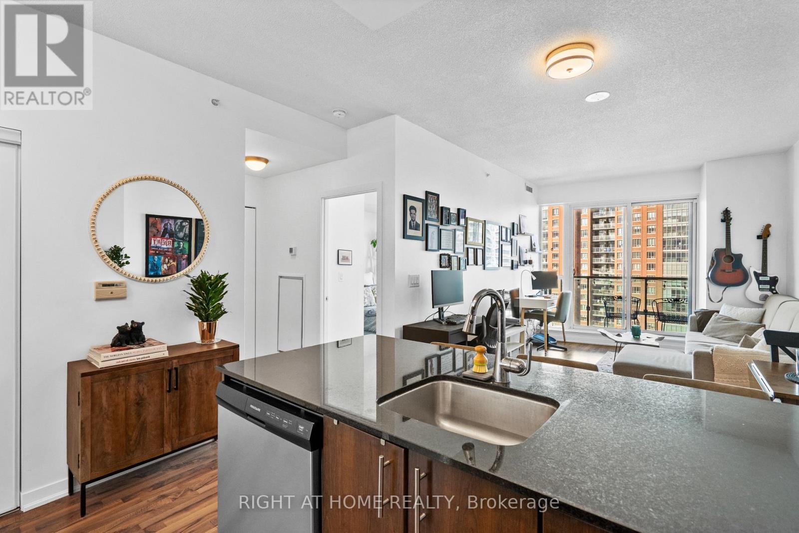 1912 - 150 East Liberty Street, Toronto, Ontario M6K 3R5 - Photo 5 - C12595192