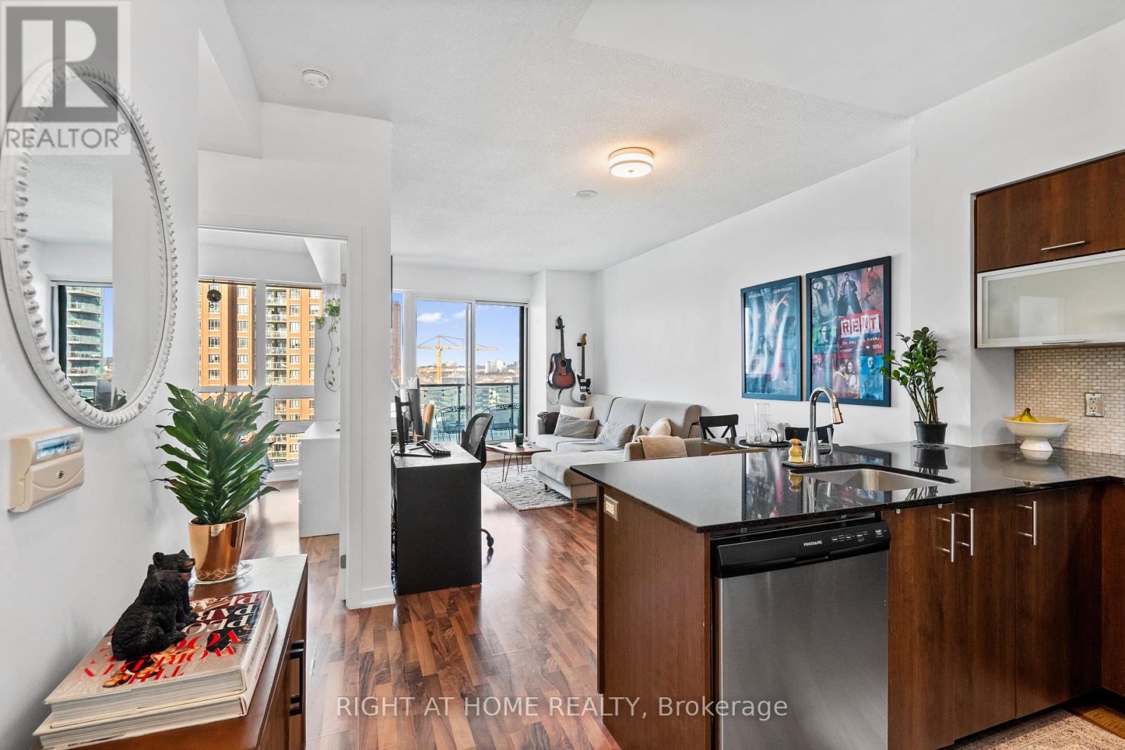 1912 - 150 East Liberty Street, Toronto, Ontario M6K 3R5 - Photo 7 - C12595192