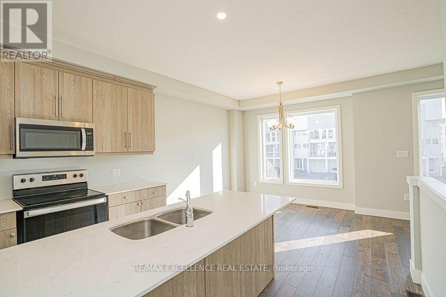 172 - 177 Edge Valley Road, London East, Ontario N5V 0C5 - Photo 16 - X12593778