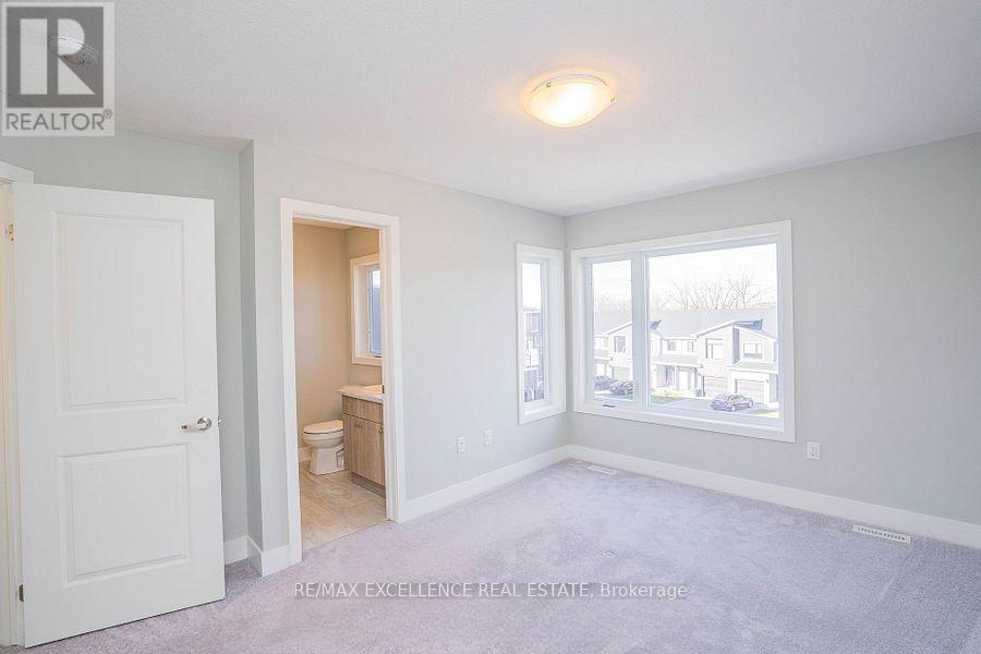 172 - 177 Edge Valley Road, London East, Ontario N5V 0C5 - Photo 29 - X12593778