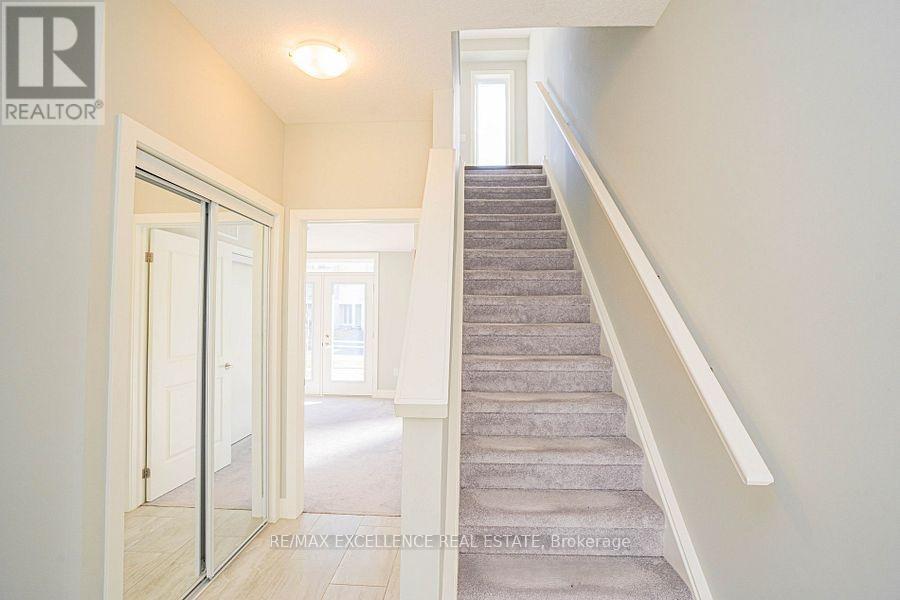 172 - 177 Edge Valley Road, London East, Ontario N5V 0C5 - Photo 9 - X12593778