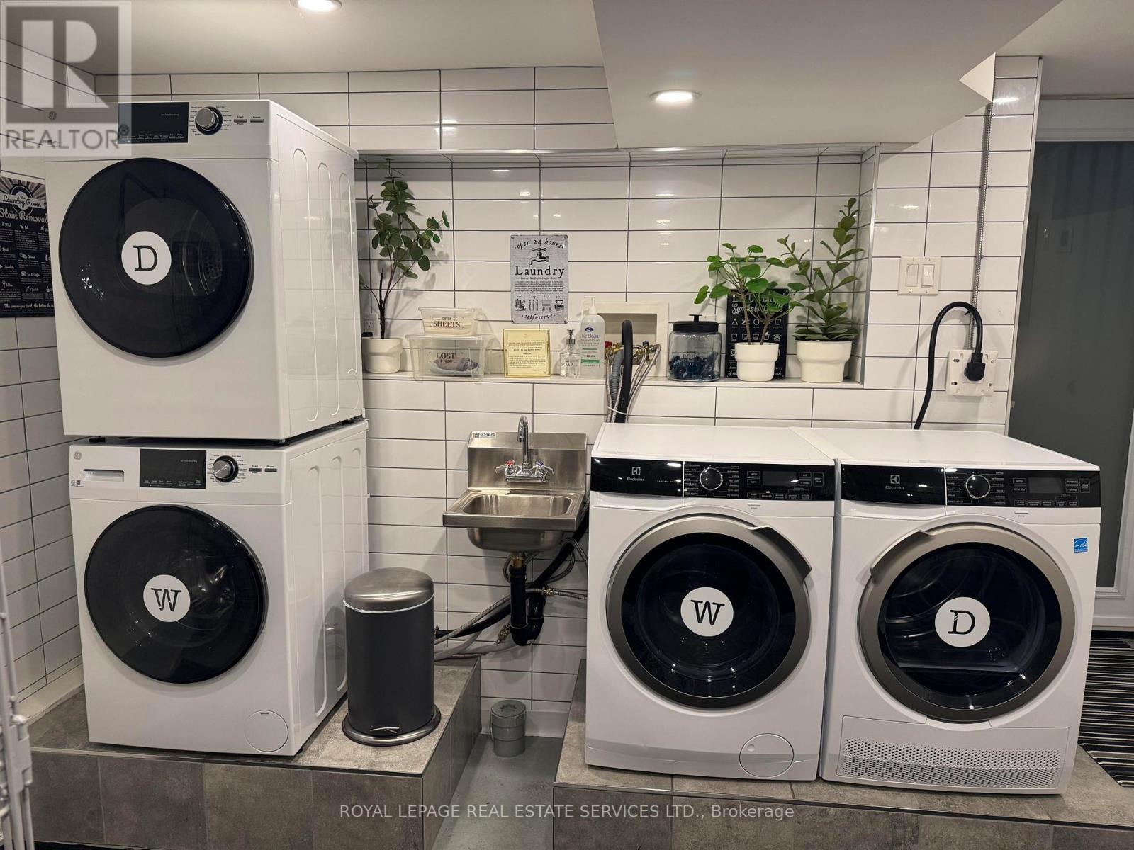 1 - 793 Pape Avenue, Toronto, Ontario M4K 3T2 - Photo 14 - E12595082