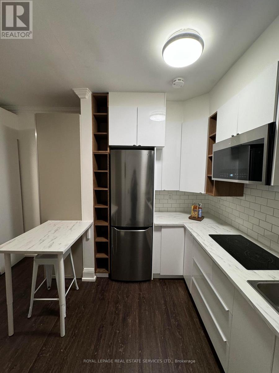 1 - 793 Pape Avenue, Toronto, Ontario M4K 3T2 - Photo 9 - E12595082