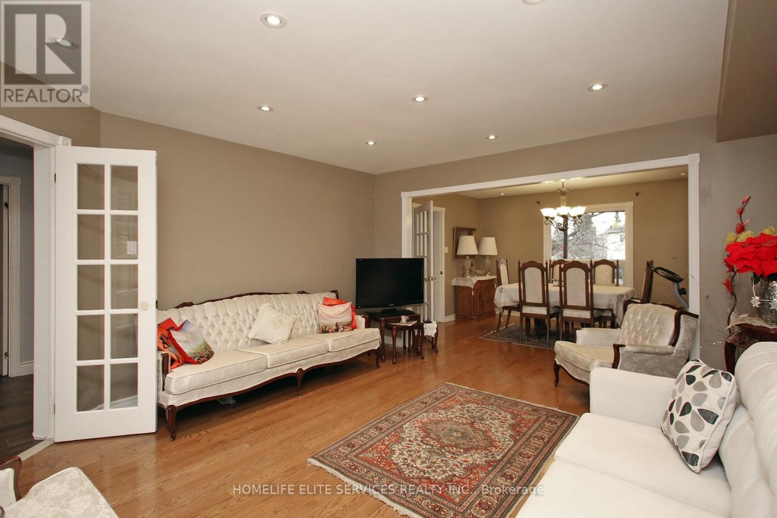 58 Hearne Crescent, Ajax, Ontario L1T 3P6 - Photo 6 - E12595092