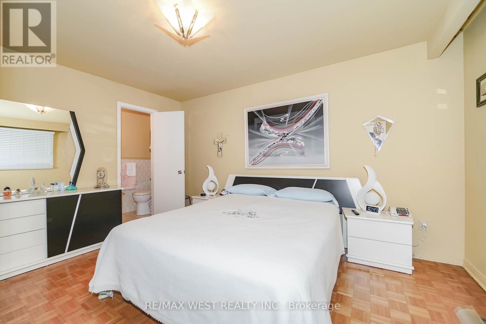 21 Greendowns Drive, Toronto, Ontario M1M 3S7 - Photo 5 - E12595094