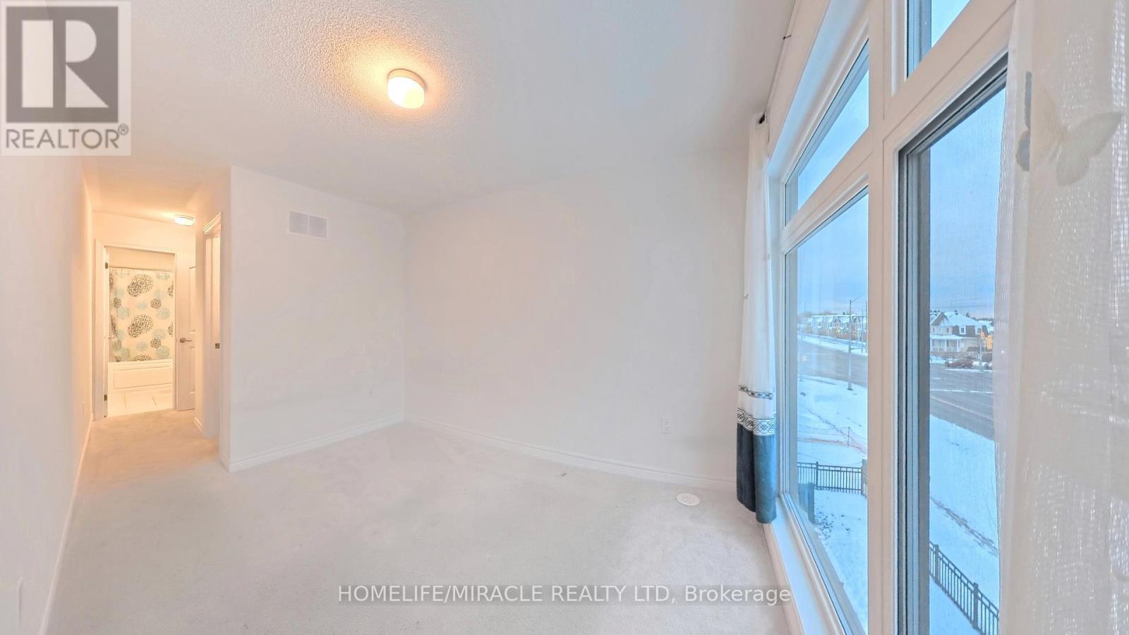 59 Sorbara Way, Whitby, Ontario L1M 0M4 - Photo 38 - E12595164