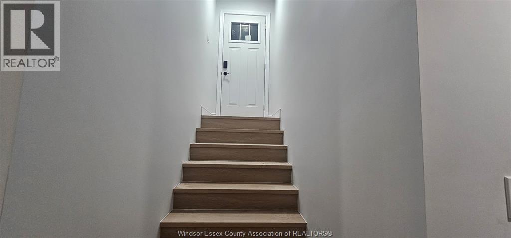 536 Caron Ave Unit B, Windsor, Ontario  N9A 5B4 - Photo 3 - 25028244
