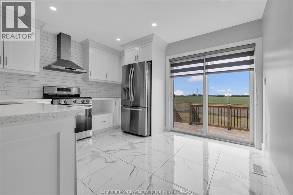 794 Keil Drive South, Chatham, Ontario  N7M 0T4 - Photo 7 - 25030762