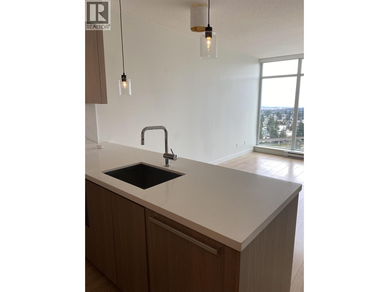 2307 6588 Nelson Avenue, Burnaby, British Columbia  V5H 0E8 - Photo 1 - R3061889