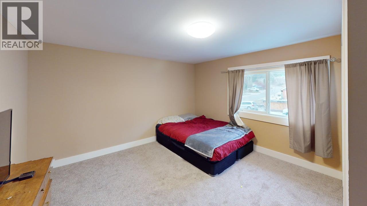 1704 Second Avenue, Rossland, British Columbia  V0G 1Y0 - Photo 23 - 10370363