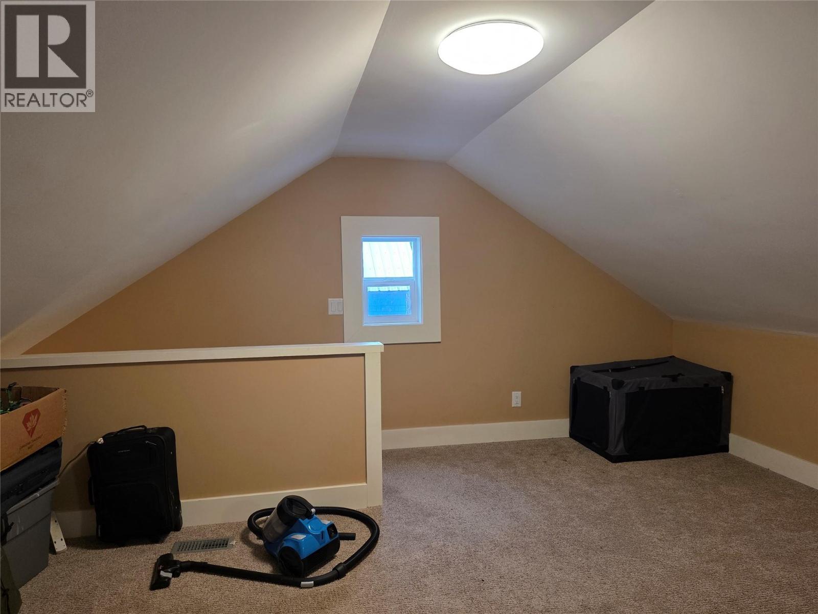 1704 Second Avenue, Rossland, British Columbia  V0G 1Y0 - Photo 27 - 10370363