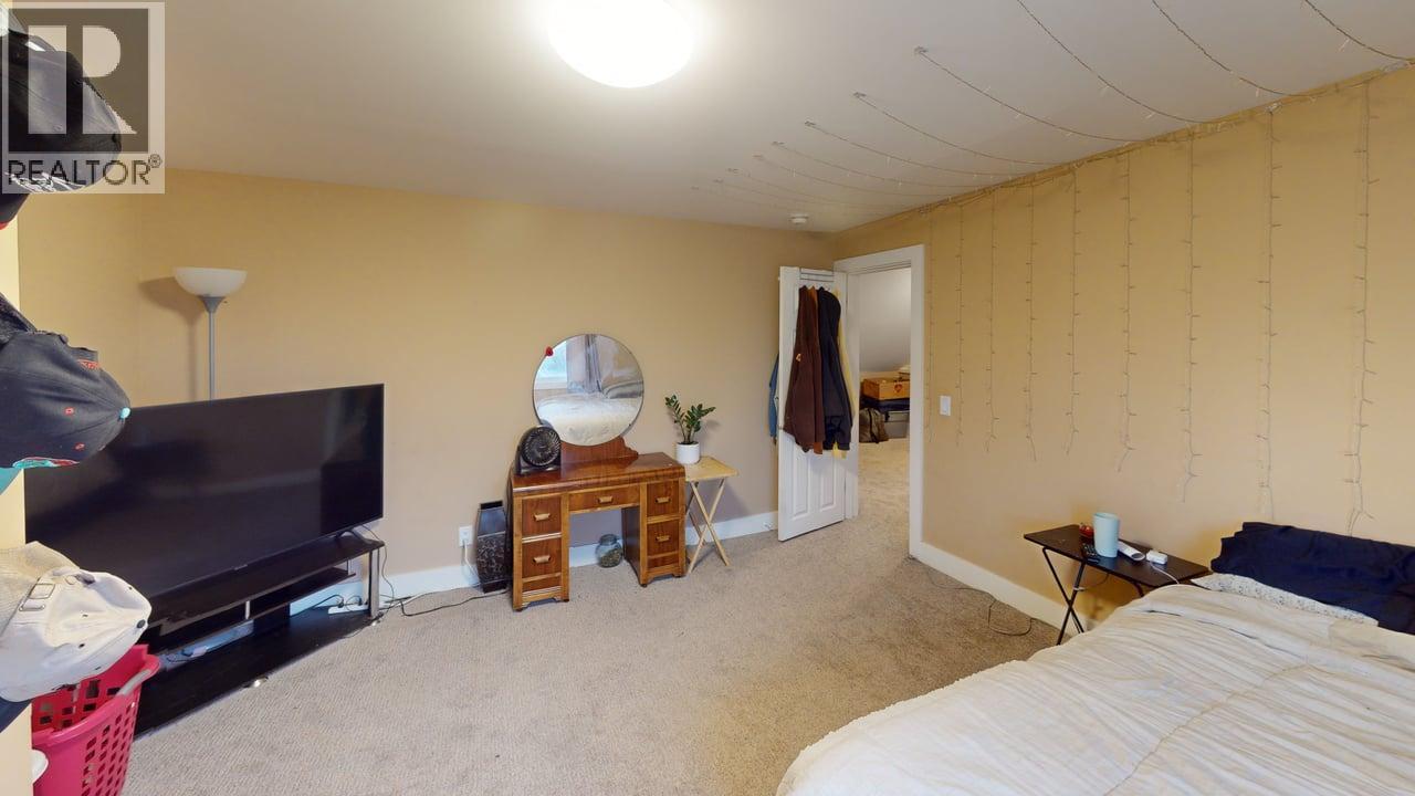 1704 Second Avenue, Rossland, British Columbia  V0G 1Y0 - Photo 21 - 10370363