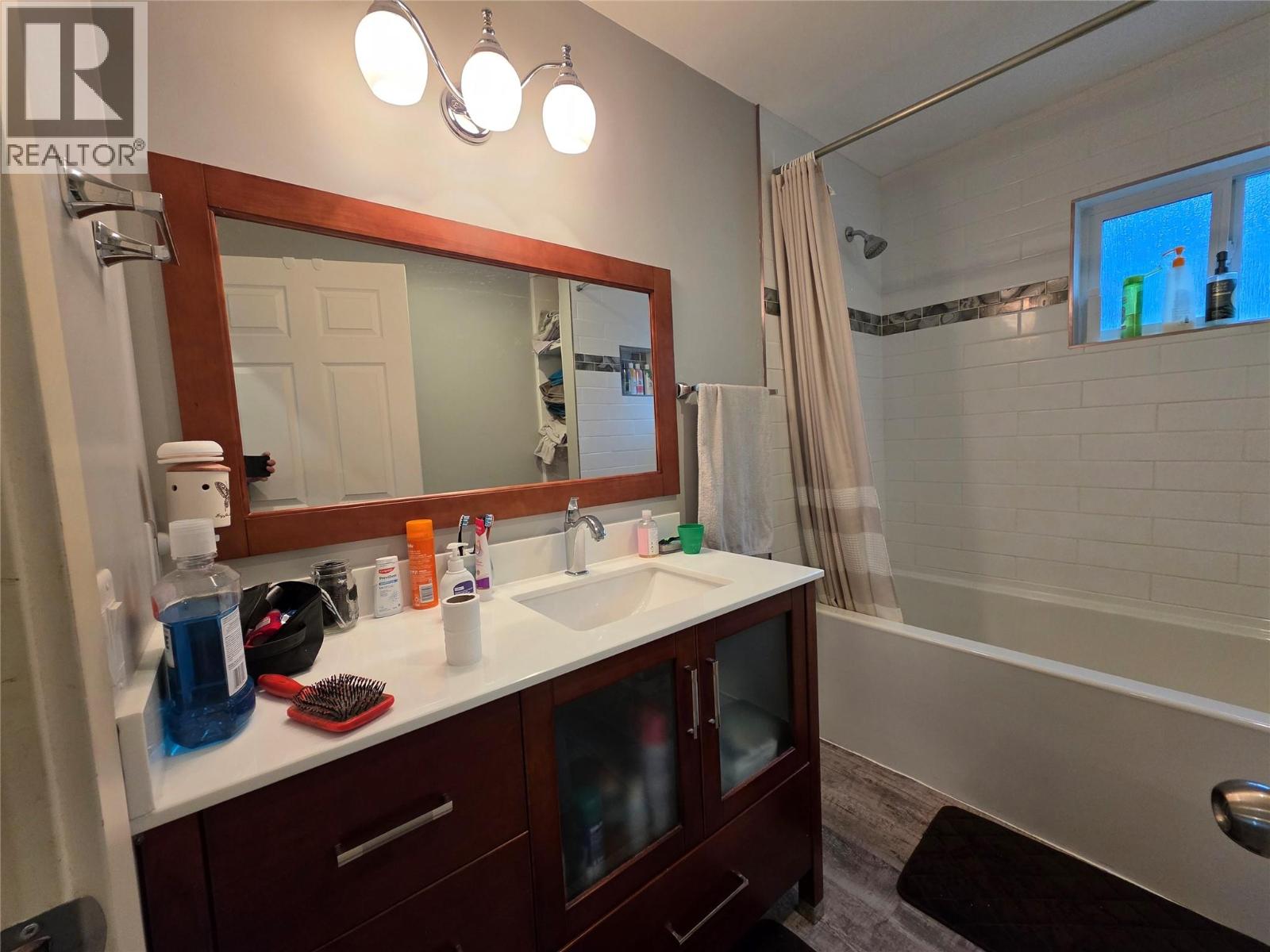 1704 Second Avenue, Rossland, British Columbia  V0G 1Y0 - Photo 12 - 10370363