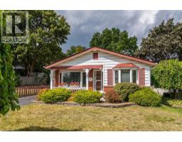 153 PINEDALE Drive, Kitchener, Ontario