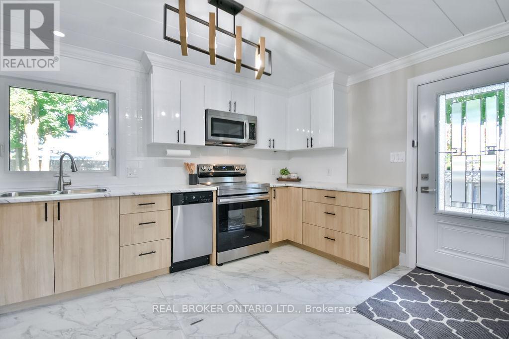 812 COOK STREET, Innisfil, Ontario