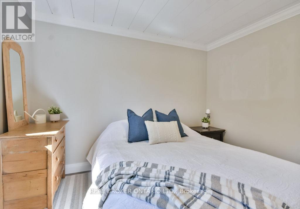 812 Cook Street, Innisfil, Ontario L9S 2J1 - Photo 15 - N12595058