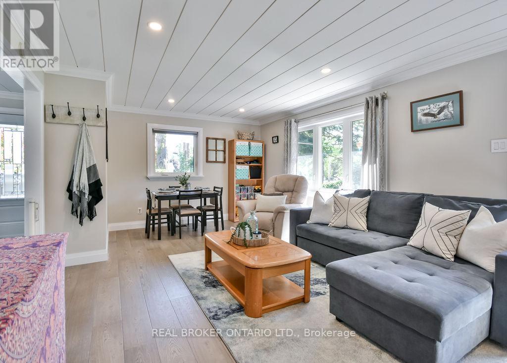 812 Cook Street, Innisfil, Ontario L9S 2J1 - Photo 7 - N12595058