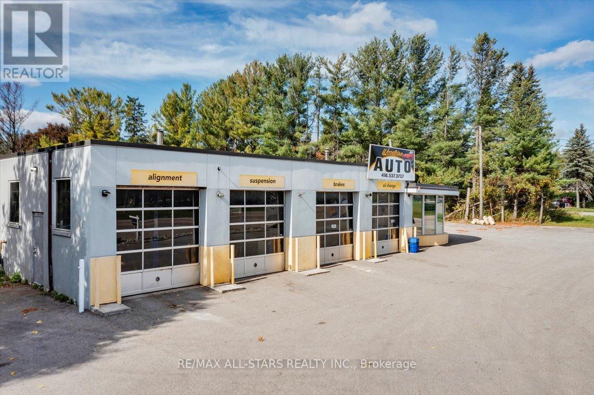 14806 Woodbine Avenue, Whitchurch-Stouffville, Ontario L4A 2C9 - Photo 15 - N12595170