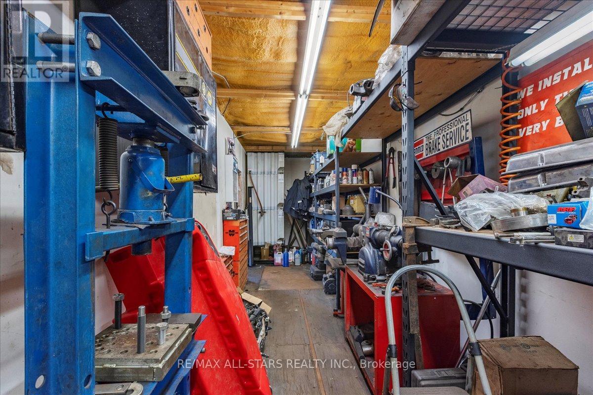 14806 Woodbine Avenue, Whitchurch-Stouffville, Ontario L4A 2C9 - Photo 29 - N12595170