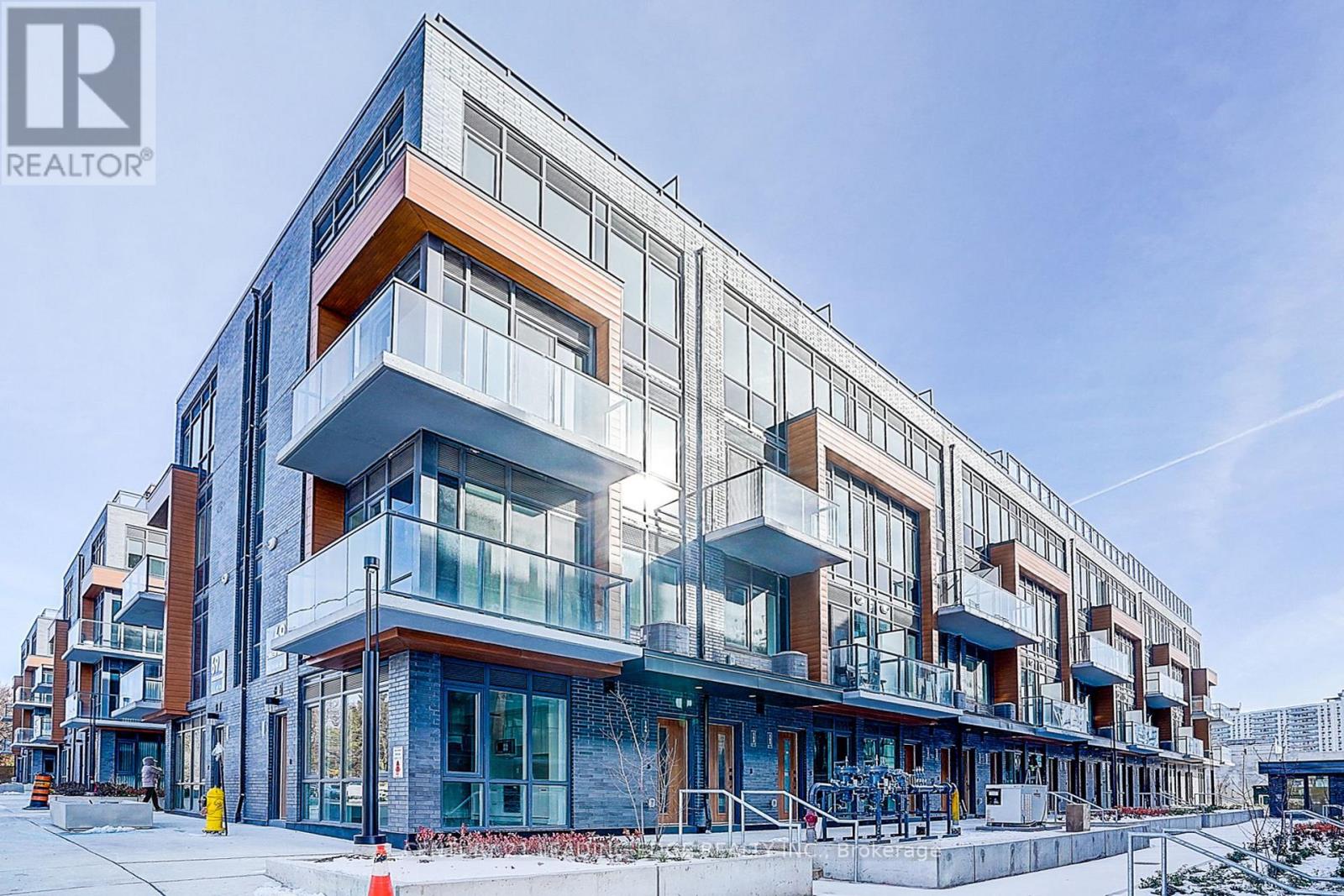 144 - 69 Curlew Drive, Toronto, Ontario M3A 2P8 - Photo 2 - C12595056