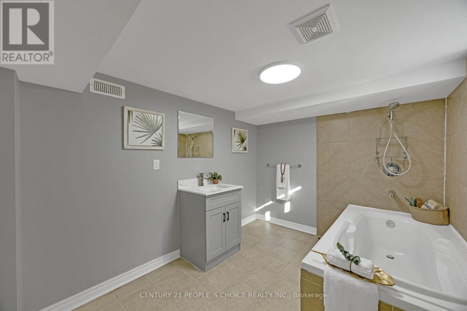 1268 Northaven Drive Ne, Mississauga, Ontario  L5G 4E7 - Photo 33 - W12514210