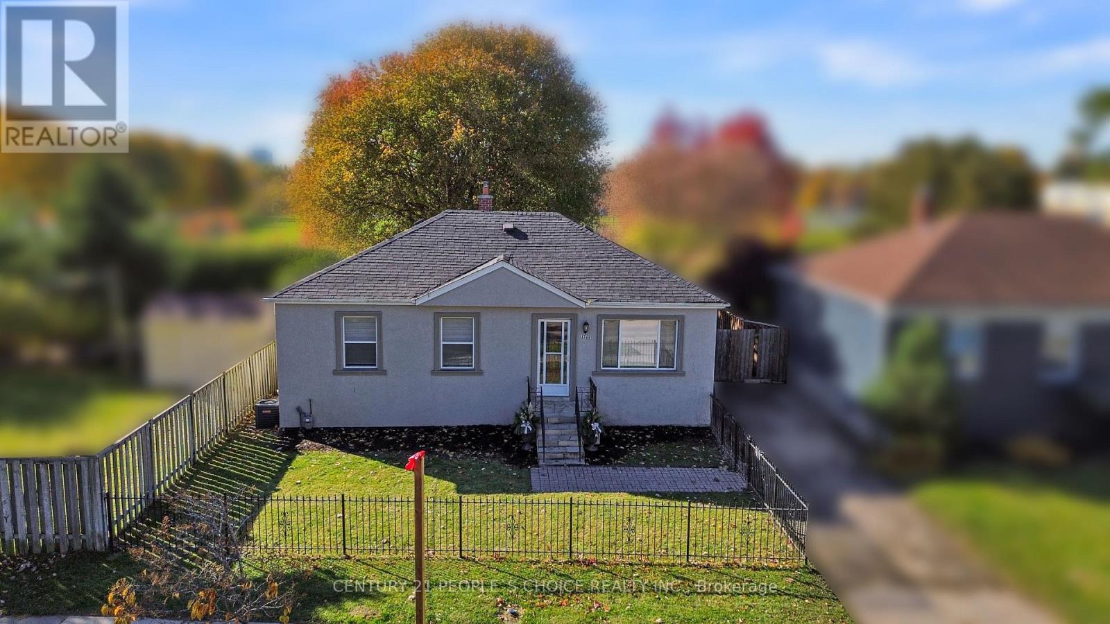 1268 Northaven Drive Ne, Mississauga, Ontario  L5G 4E7 - Photo 45 - W12514210