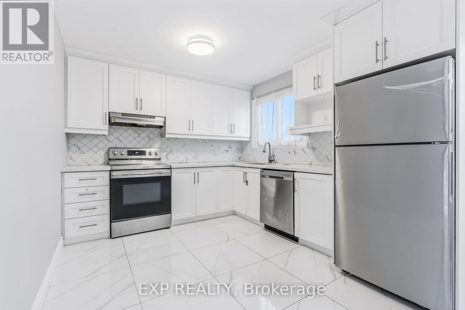 35 Mccallum Court, Brampton, Ontario  L6W 3M3 - Photo 18 - W12595026