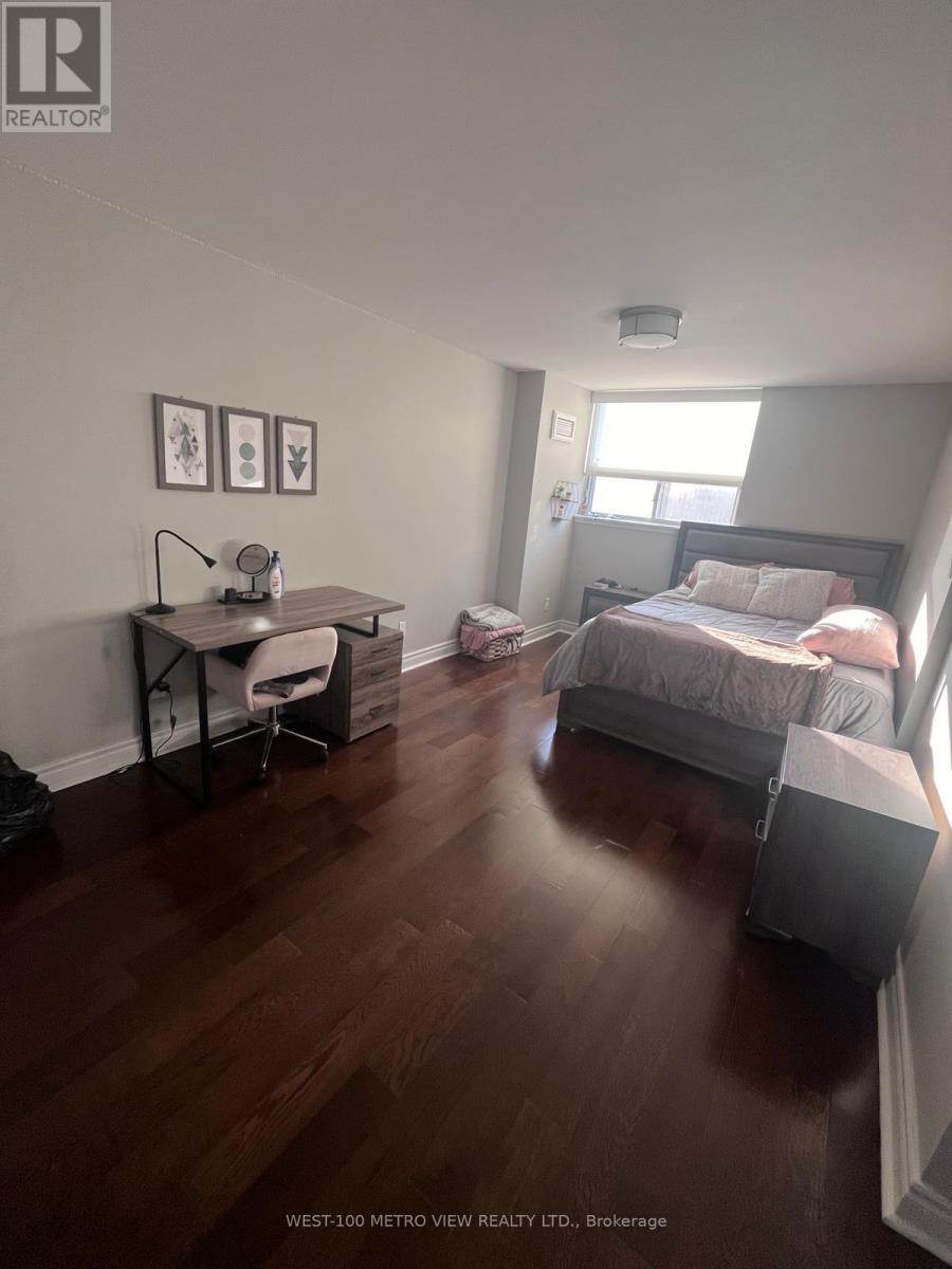 202 - 1415 Ghent Avenue, Burlington, Ontario  L7S 1X4 - Photo 13 - W12595040