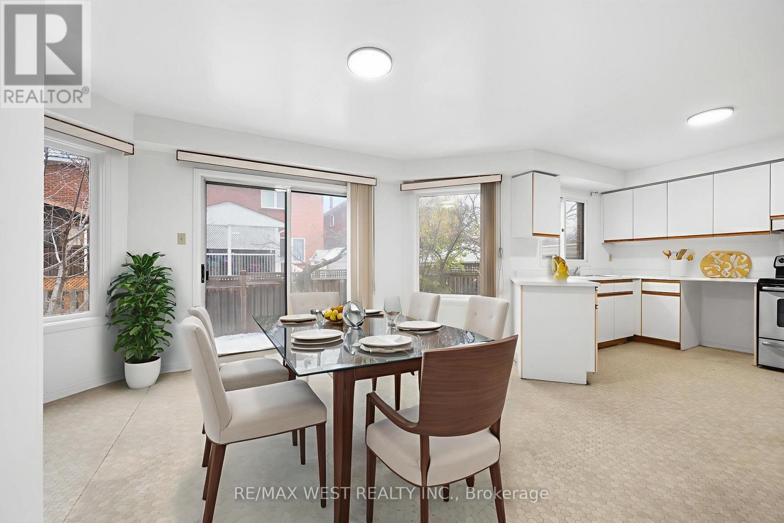 365 Bud Gregory Boulevard, Mississauga, Ontario  L4Z 2P9 - Photo 3 - W12595078