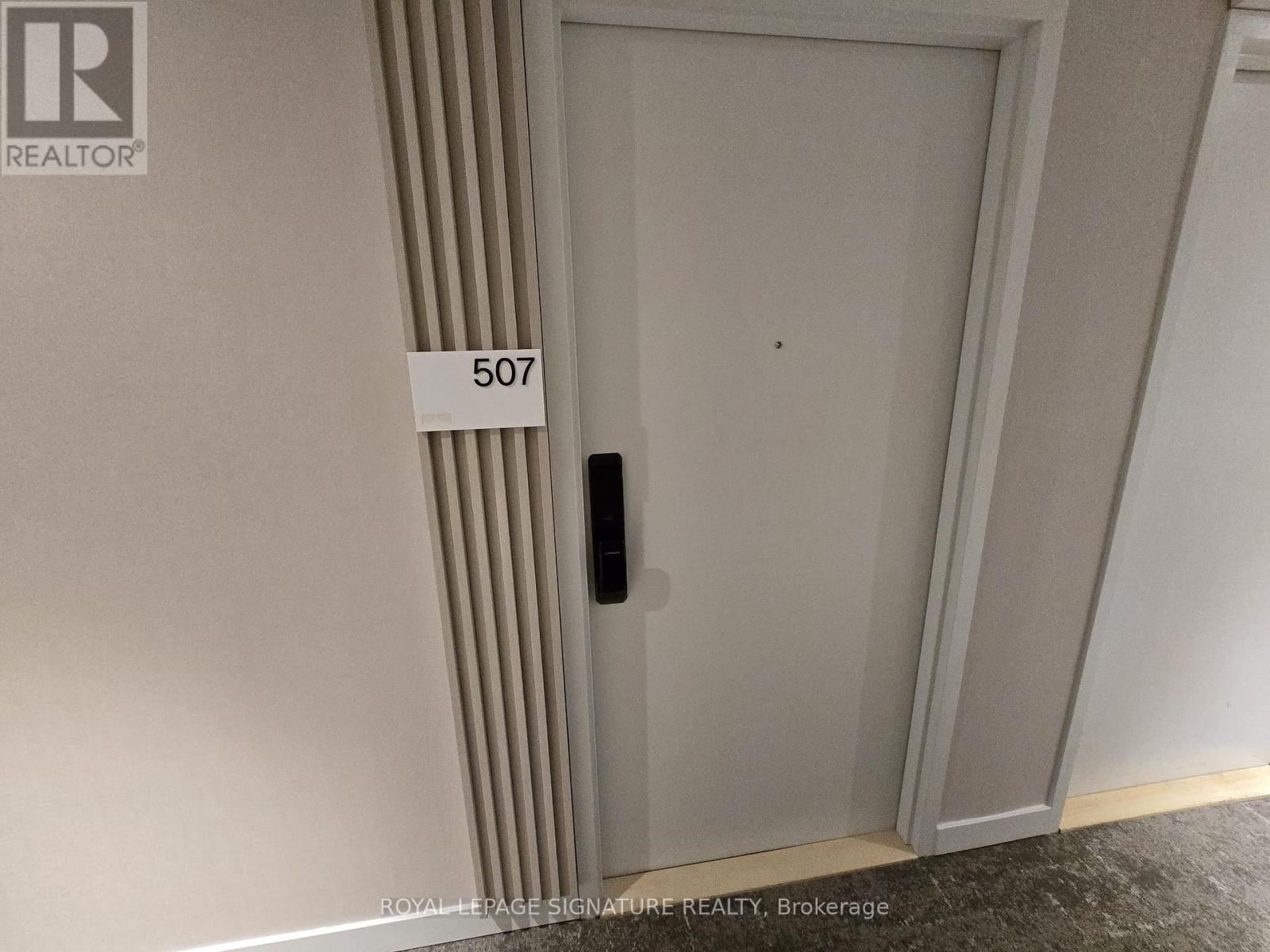 507 - 28 Ann Street, Mississauga, Ontario  L5G 0E1 - Photo 2 - W12595154