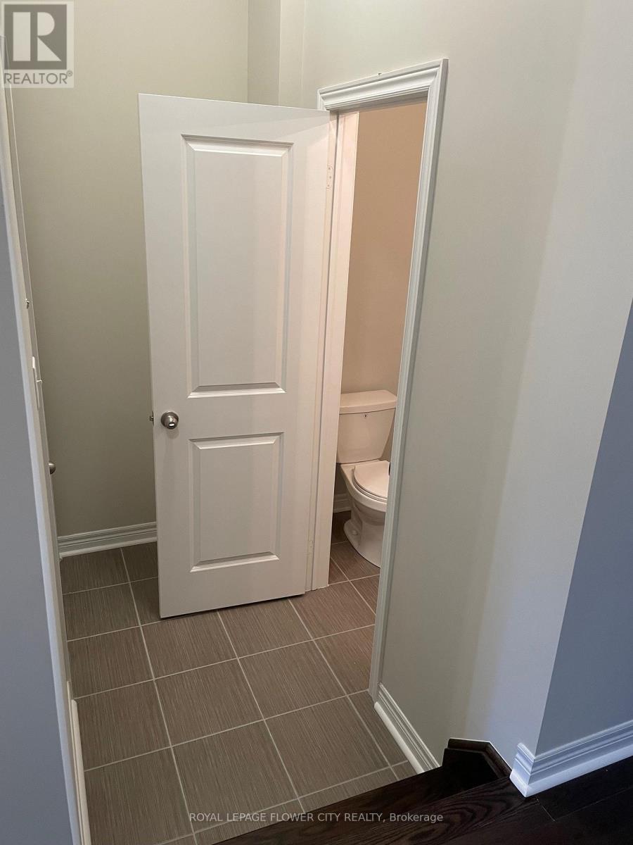 51 Pearman Crescent N, Brampton, Ontario  L7A 0A7 - Photo 15 - W12595158