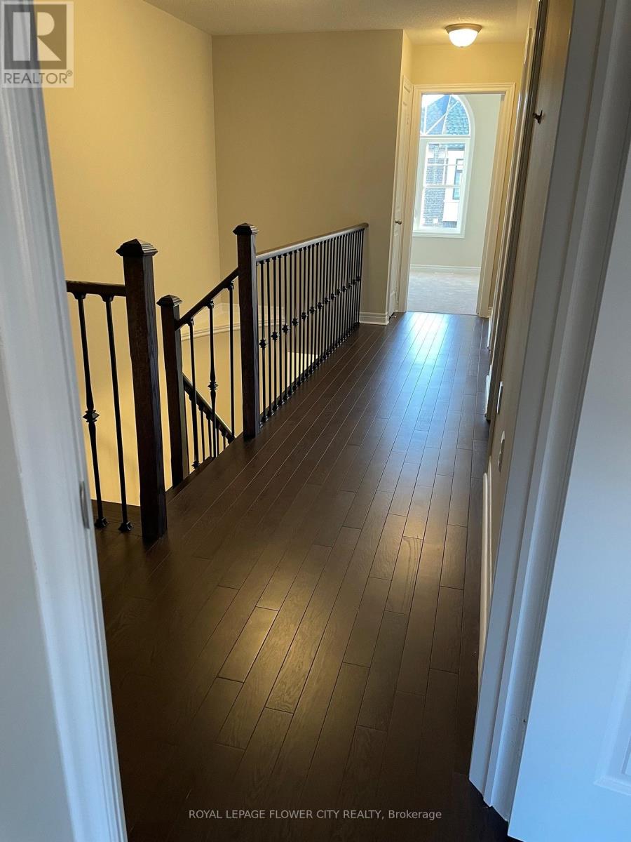 51 Pearman Crescent N, Brampton, Ontario  L7A 0A7 - Photo 9 - W12595158