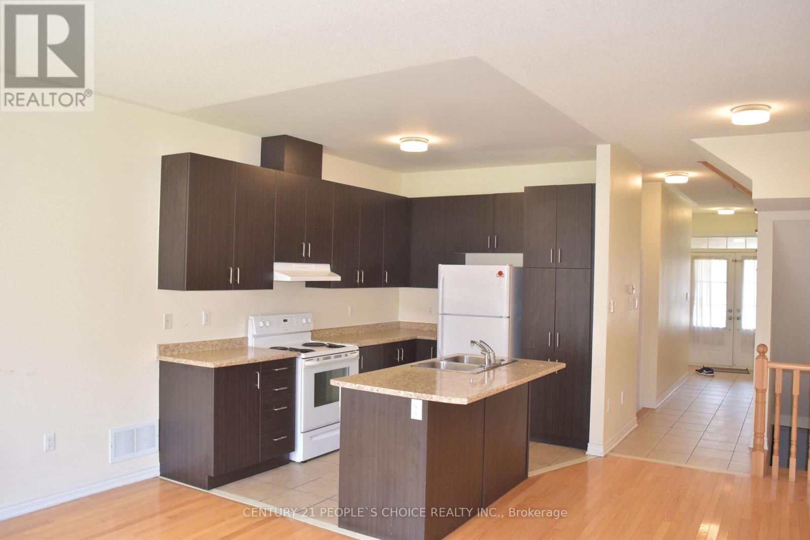 20 Munch Place, Milton, Ontario  L9T 8K6 - Photo 5 - W12595182