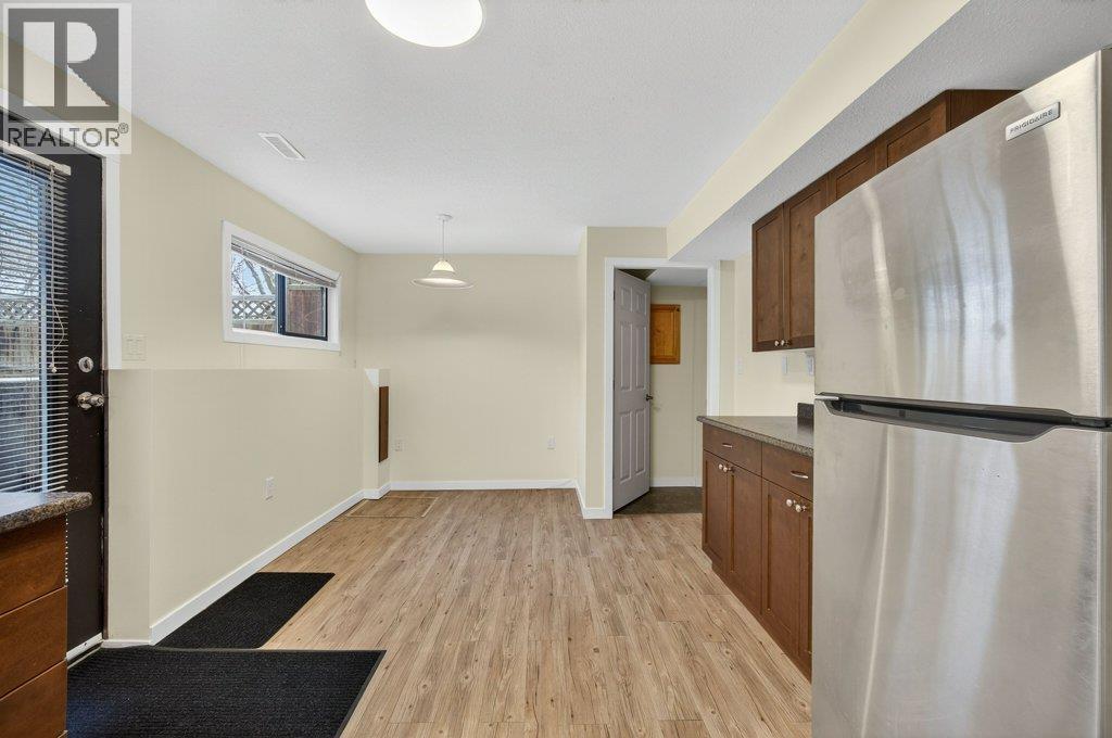 171 4 Street Se, Salmon Arm, British Columbia  V1E 1H7 - Photo 32 - 10370404