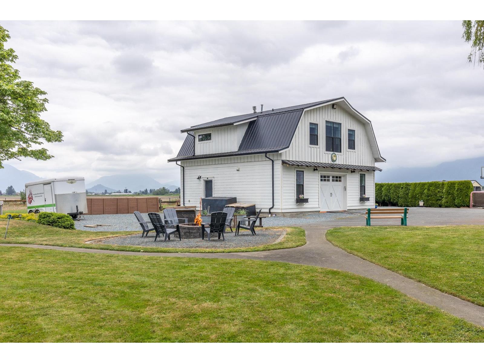 48351 Prairie Central Road, East Chilliwack, Chilliwack, British Columbia  V2P 6H3 - Photo 5 - R3071270