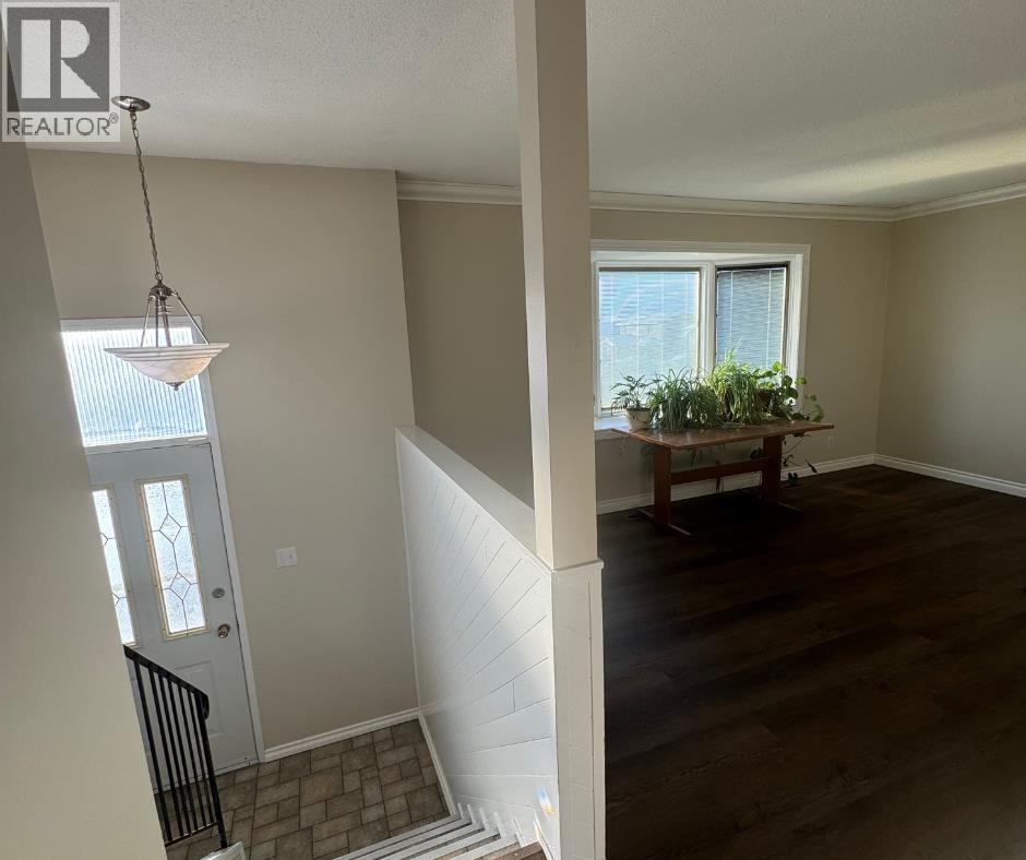 10716 105 Avenue, Fort St. John, British Columbia  V1J 2N1 - Photo 11 - R3071550