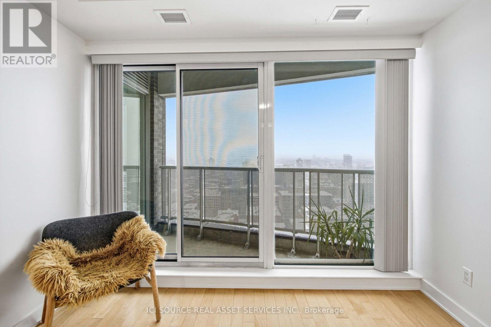 2206 - 40 Nepean Street, Ottawa, Ontario  K2P 0X5 - Photo 12 - X12595062