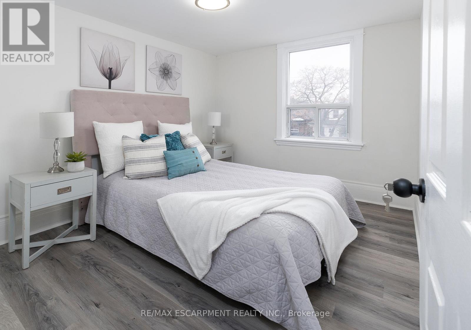 50 Stapleton Avenue, Hamilton, Ontario  L8H 3N5 - Photo 14 - X12595118