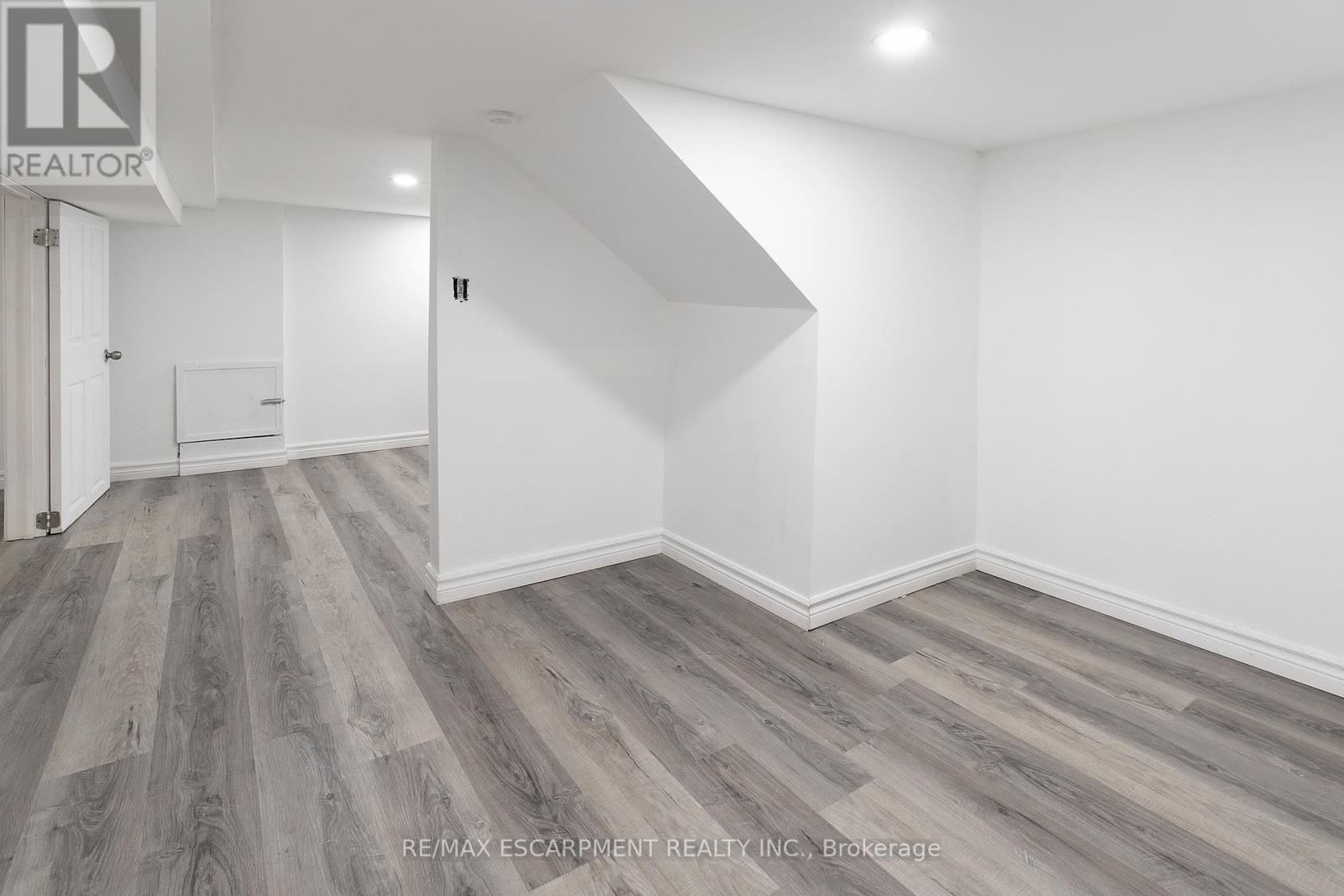 50 Stapleton Avenue, Hamilton, Ontario  L8H 3N5 - Photo 21 - X12595118