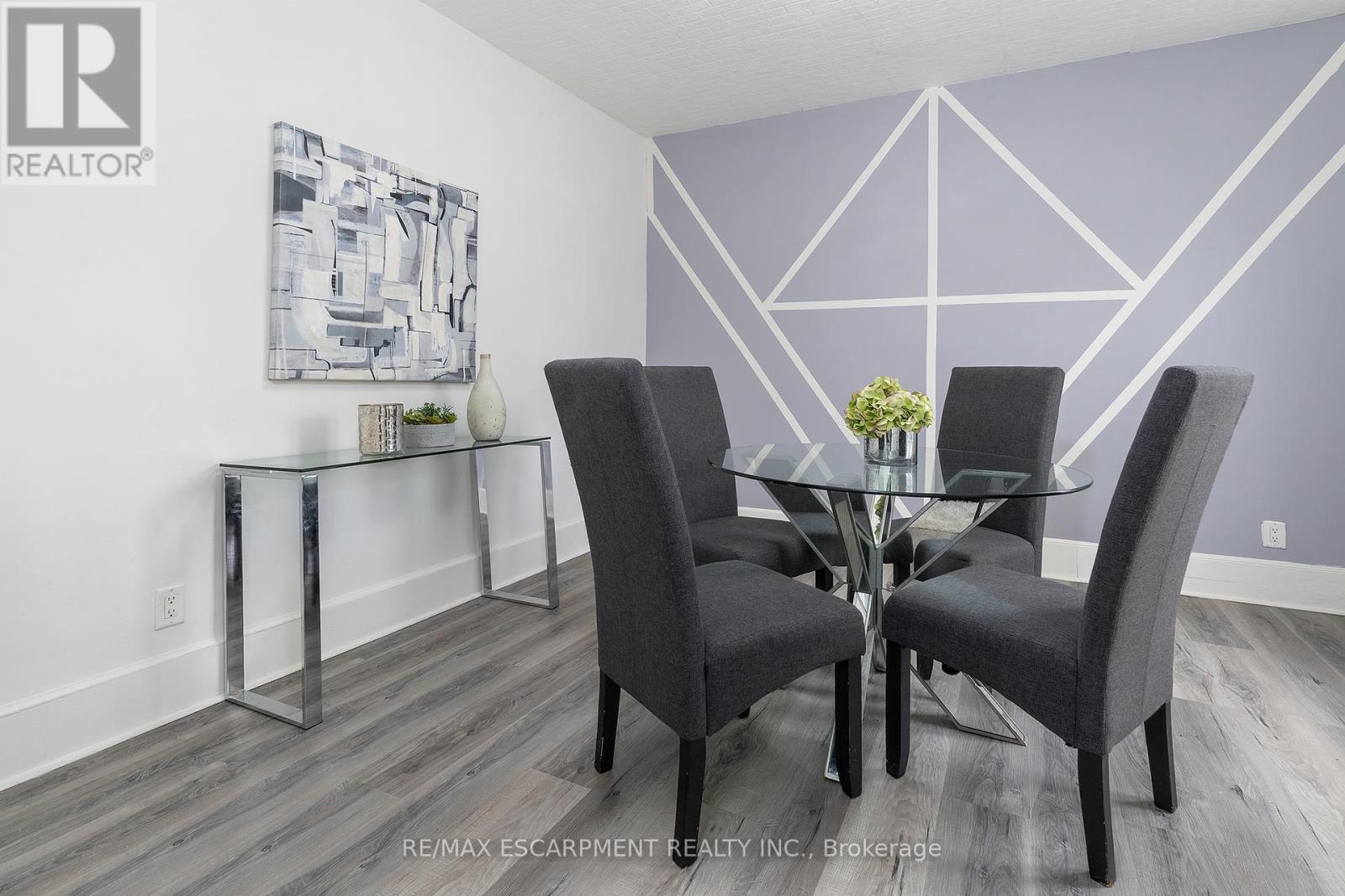 50 Stapleton Avenue, Hamilton, Ontario  L8H 3N5 - Photo 4 - X12595118