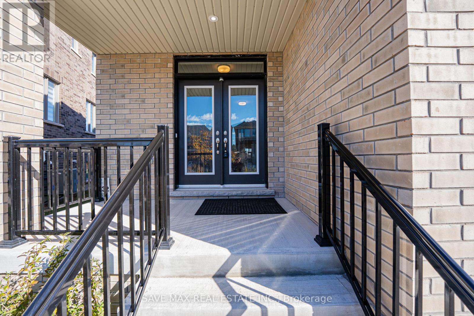 533 Hornbeck Street, Cobourg, Ontario  K9A 4A1 - Photo 4 - X12595156