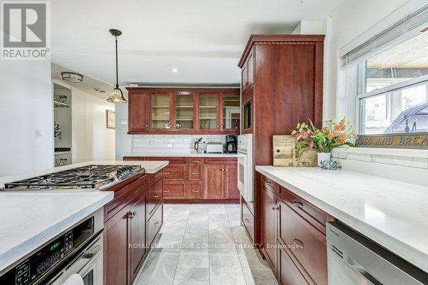 2492 Buckhorn Road, Selwyn, Ontario  K0L 2H0 - Photo 12 - X12595172