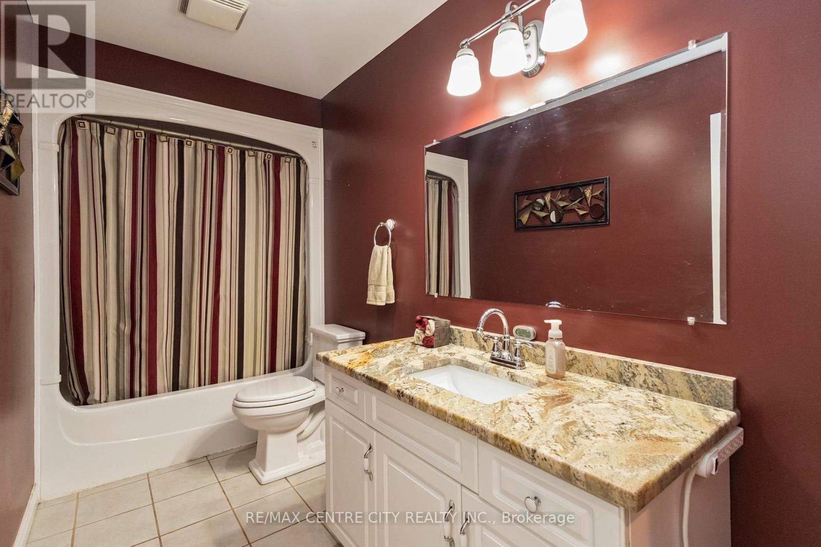 1839 Parkhurst Avenue, London East, Ontario  N5V 2C4 - Photo 19 - X12595204