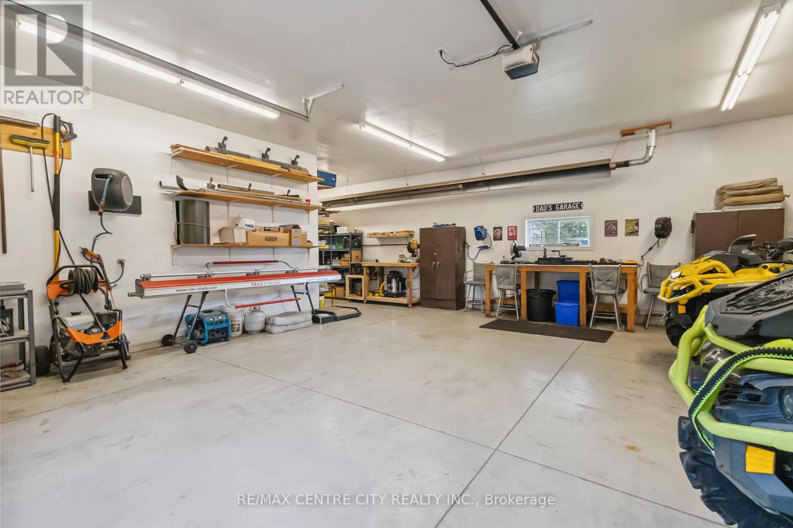 1839 Parkhurst Avenue, London East, Ontario  N5V 2C4 - Photo 36 - X12595204