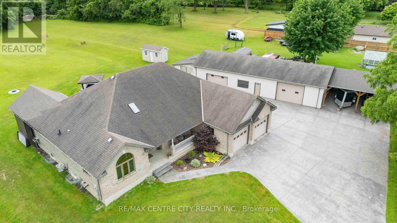 1839 Parkhurst Avenue, London East, Ontario  N5V 2C4 - Photo 42 - X12595204