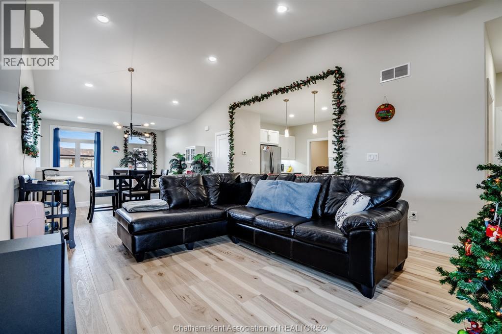 304 Horizon Lane, Chatham, Ontario  N7L 0G6 - Photo 10 - 25030781